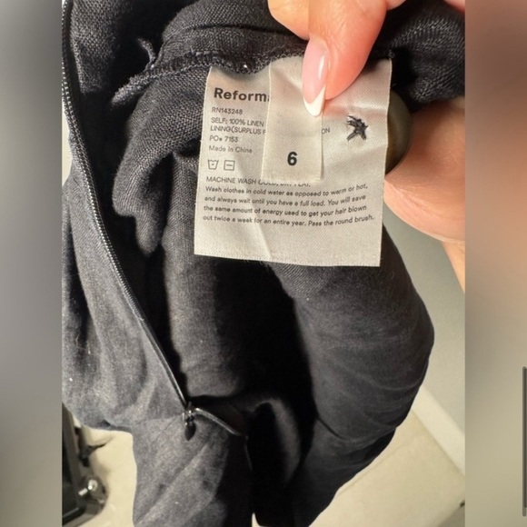 Reformation Velma Linen Dress in Black/Size 6 - Picture 10 of 11